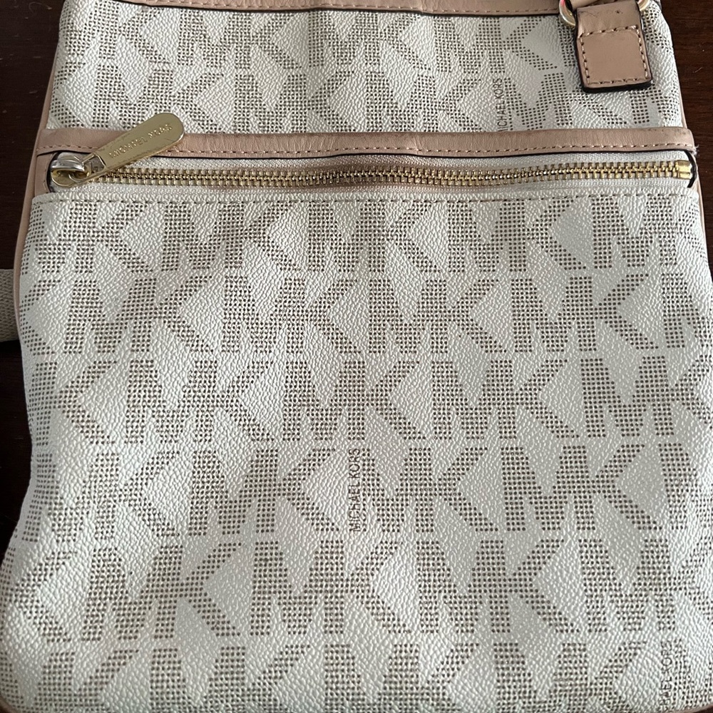 Michael Kors crossbody